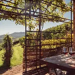 Scarpa - Barolo Luxury Escape Villa
