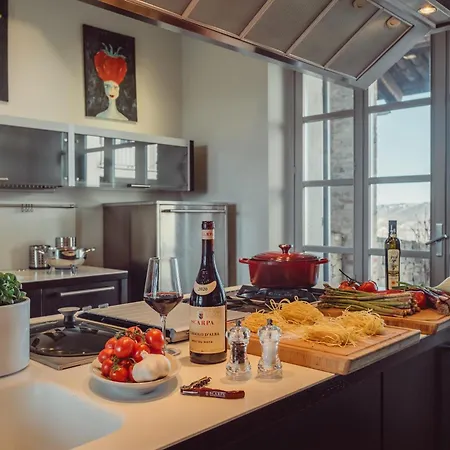 Scarpa - Barolo Luxury Escape *