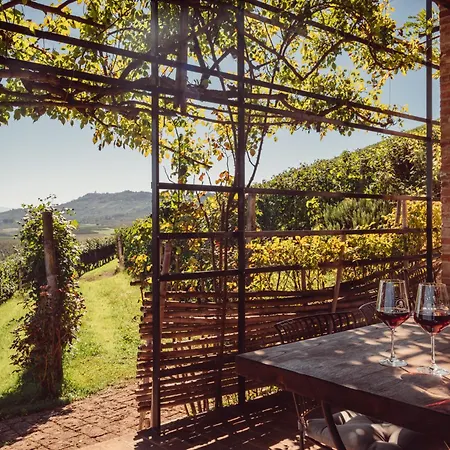 Scarpa - Barolo Luxury Escape Villa