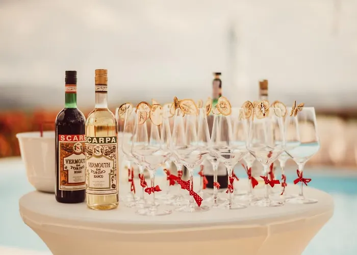 Scarpa - Barolo Luxury Escape