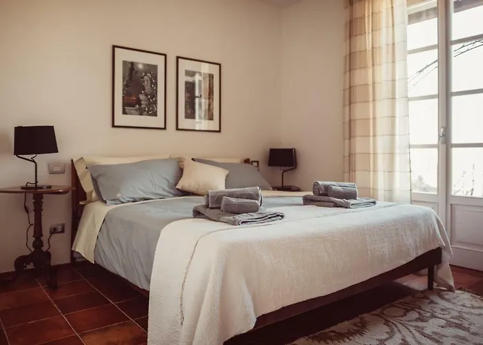 Scarpa - Barolo Luxury Escape